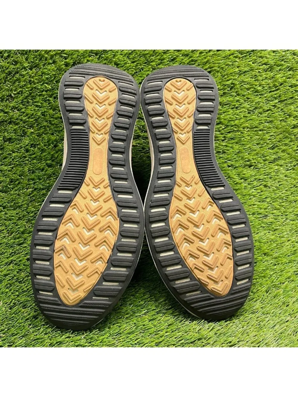 Allbirds Wool Runner Protect Mens Size 10 Tan Athletic Running Shoes Sneakers
